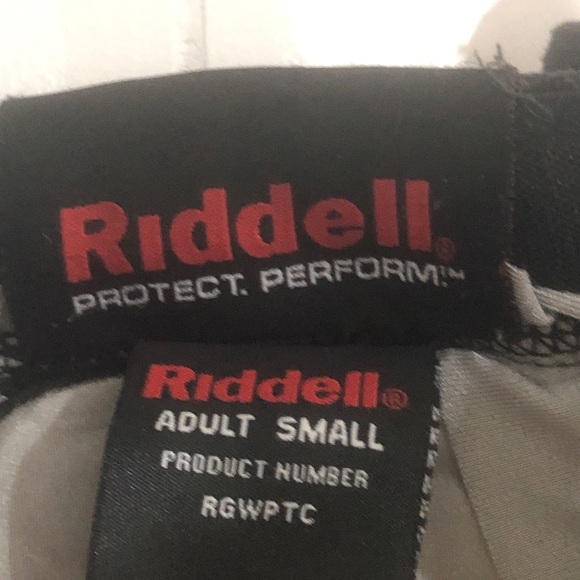 Men’s Sport Protective Shorts with Padding. Adult Small. Riddle. - Picture 3 of 4